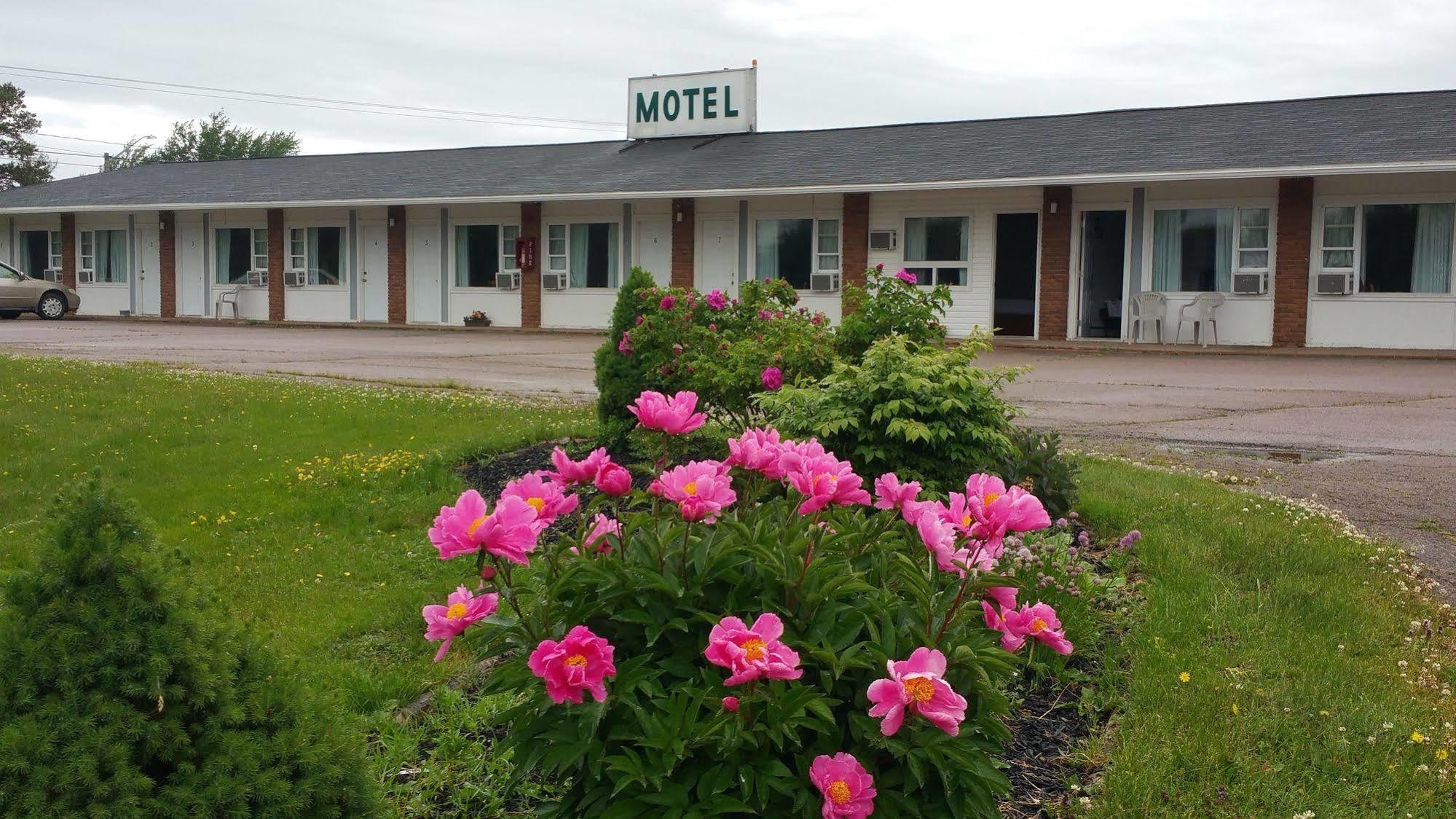 Tantramar Motel Sackville Exteriér fotografie